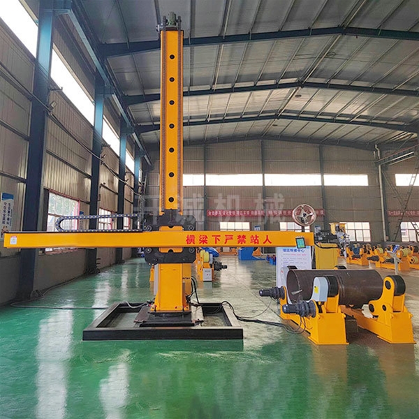 十字架焊接操作機(jī)的使用注意事項(xiàng)介紹